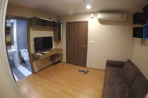 🏙️✨ FOR RENT: The Base Sukhumvit 77 — HIGH-FLOOR MODERN LIVING IN ON NUT!  💰 Rental Price: 14,000 THB/month | 📲 Line ID: @condobkk (with @)  