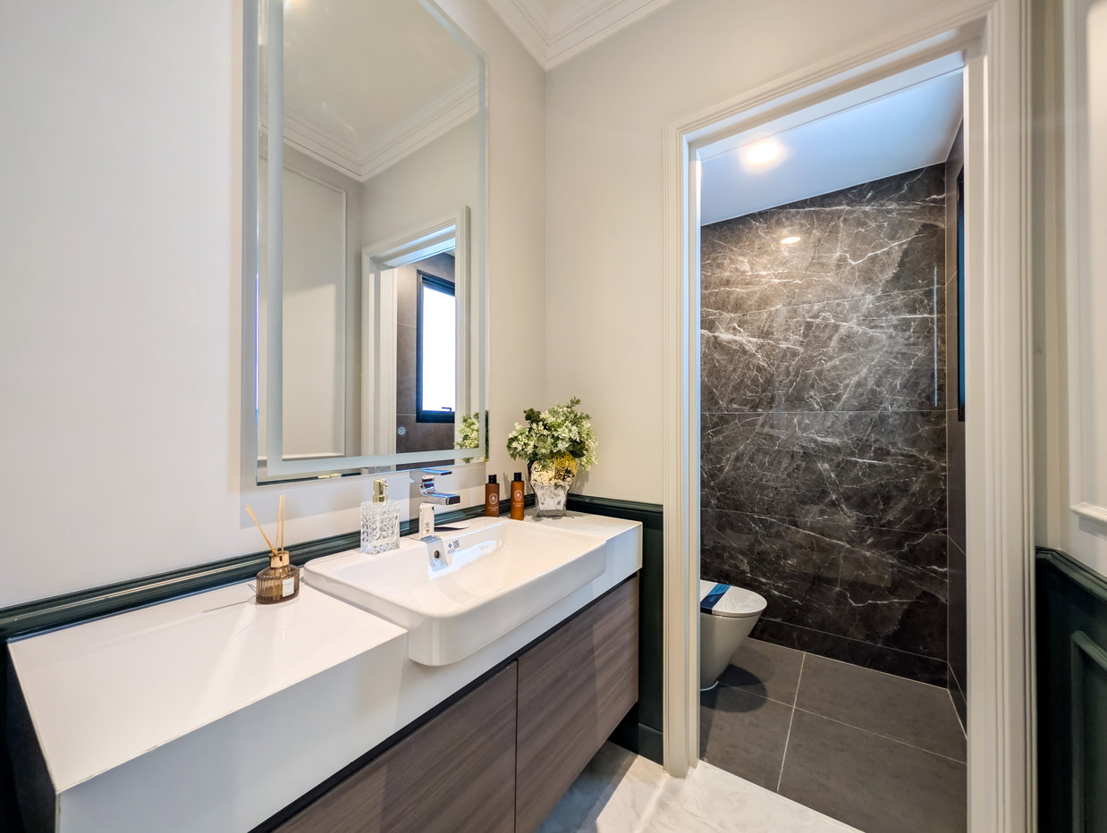 picture Luxury Modern Classic House East Pattaya for Sale - 28/28