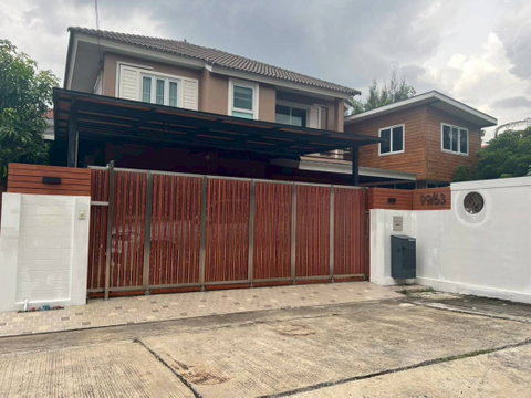 ขาย บ้านเดี่ยว พร้อมสระว่ายน้ำ บ้านศศิภา บางบัวทอง 190 ตรม 81.9 ตรว