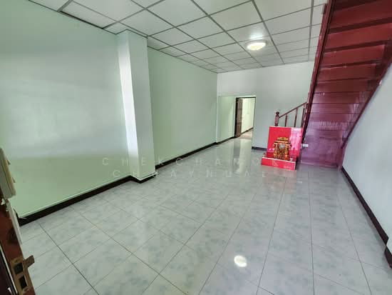 รูป ทาวน์เฮ้าส์ 2ชั้น ติดถนน เพชรเกษม112 ที่ดิน 24 ตรวา. 2ห้องนอน 2ห้องน้ำ - รูปที่ 8/34