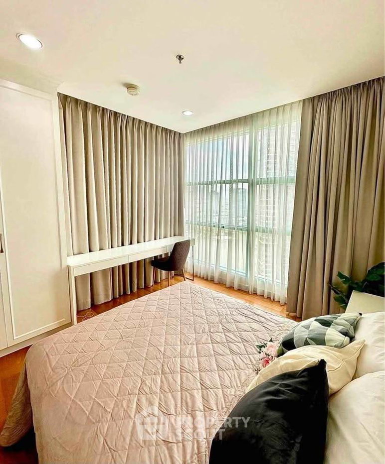 รูป คอนโด 1 ห้องนอน 66 ตร.ม. เช่า Chatrium Riverside ใกล้ BTS สะพานตากสิน (ID 3129184) - รูปที่ 2/5