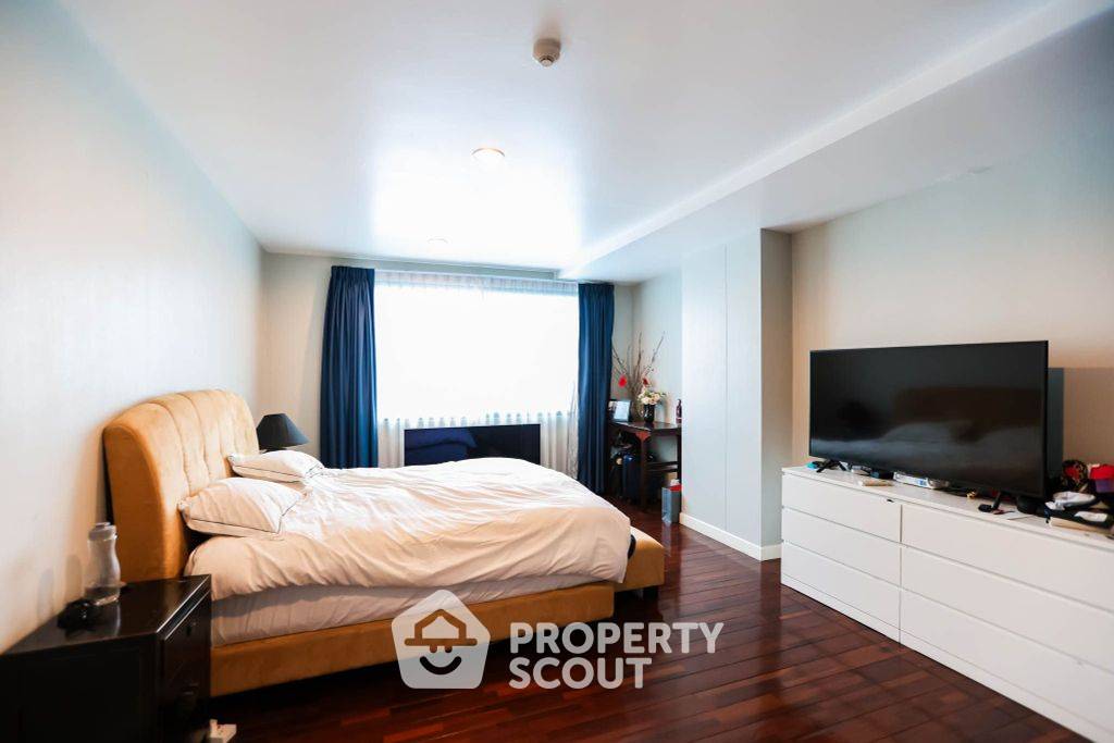picture 3-BR 177 Sqm Condo At Baan Saraan, Phrom Phong Near MRT Phetchaburi (ID 3128546) - 5/10