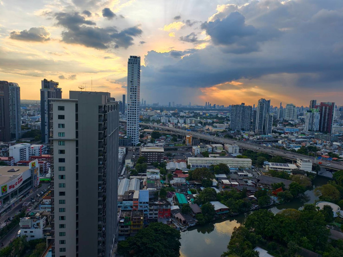 รูป The base sukhumvit 77 🎉🎉 1bed 30 sqm. Only 13,500 bath - รูปที่ 12/12