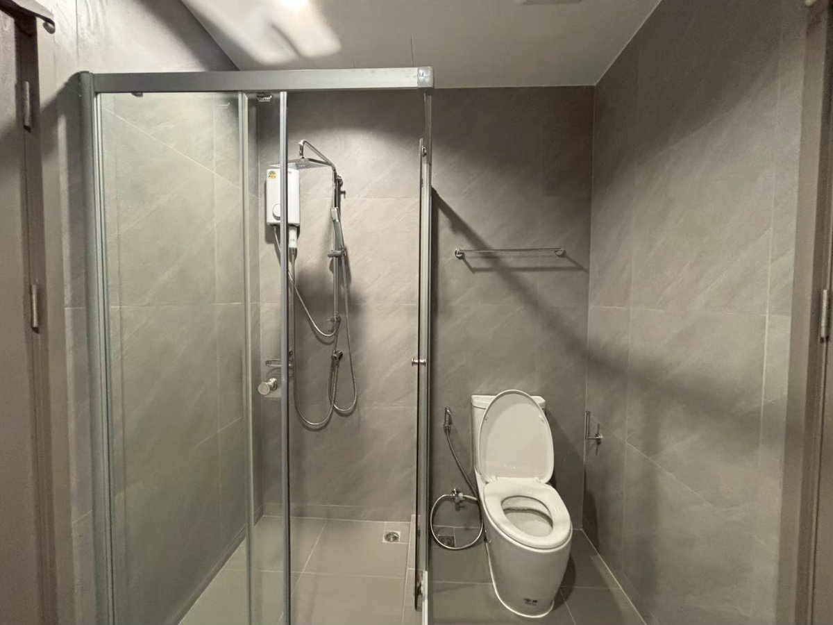 รูป For Rent: Ideo Sukhumvit-Rama 4 Built in unit with nice view near BTS - รูปที่ 13/14