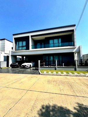 เช่าบ้านเดี่ยว เขตสายไหม : 🏡 บ้านเดี่ยวให้เช่า เซนโทร รามอินทรา-จตุโชติ 2 (CENTRO Ramintra-Chatuchot 2) ✨ บ้านสไตล์โมเดิร์น, ตกแต่งบิ้วท์สวย พร้อมฟังก์ชันครบ