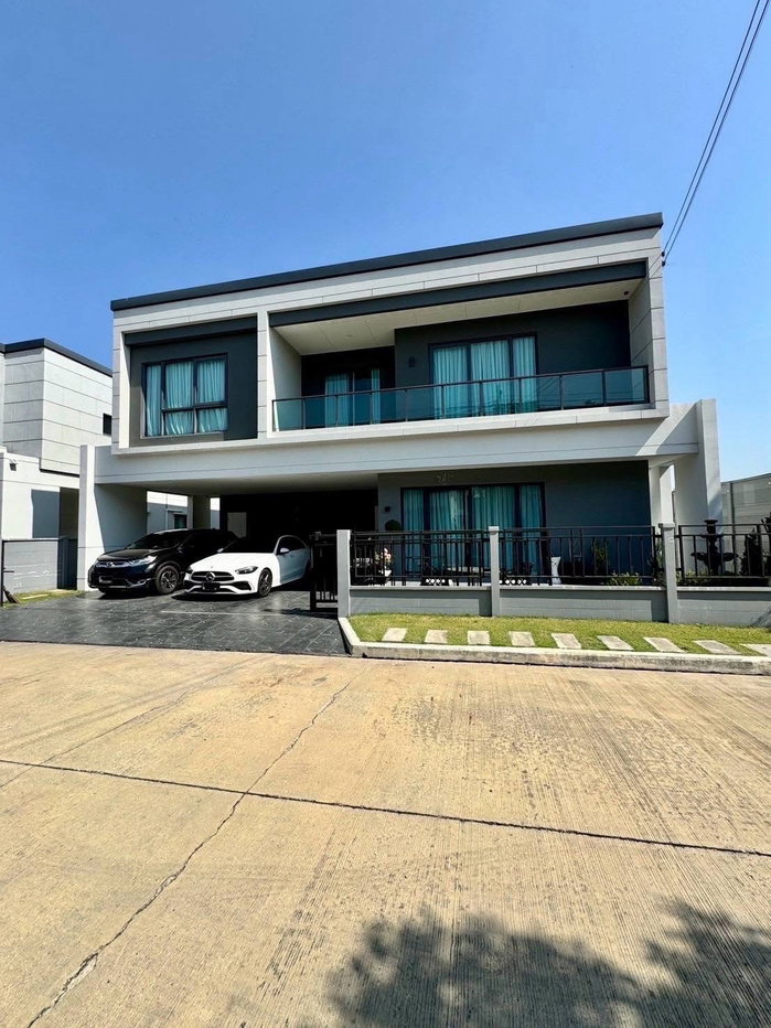 รูป 🏡 บ้านเดี่ยวให้เช่า เซนโทร รามอินทรา-จตุโชติ 2 (CENTRO Ramintra-Chatuchot 2) ✨ บ้านสไตล์โมเดิร์น, ตกแต่งบิ้วท์สวย พร้อมฟังก์ชันครบ - รูปที่ 1/15