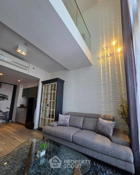 1-BR Condo At The Lofts Ekkamai, High-Floor 18th | 200m To BTS Ekkamai (ID 1176239)