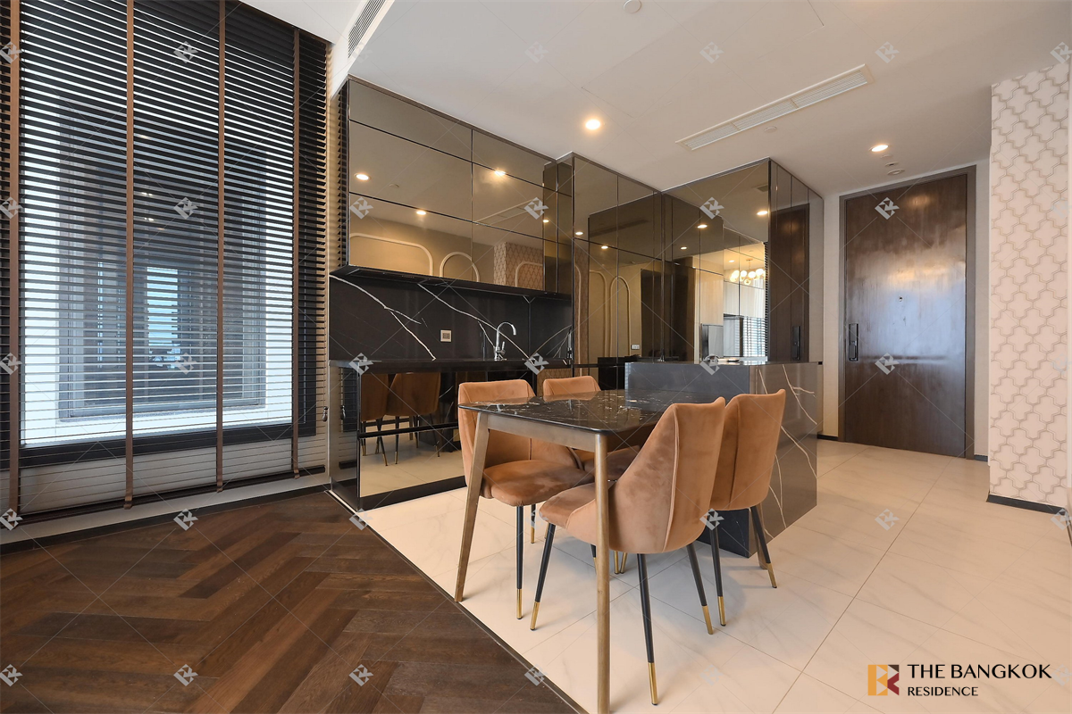 picture The Esse Sukhumvit 36 High-potential Location, Not as Expensive as You Think - 5/10