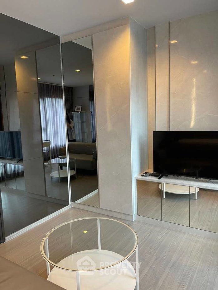 picture 1-BR 28 Sqm Condo, Life Asoke - Rama 9, MRT Phra Ram 9 (300m) 📍 (ID 3129752) - 4/22