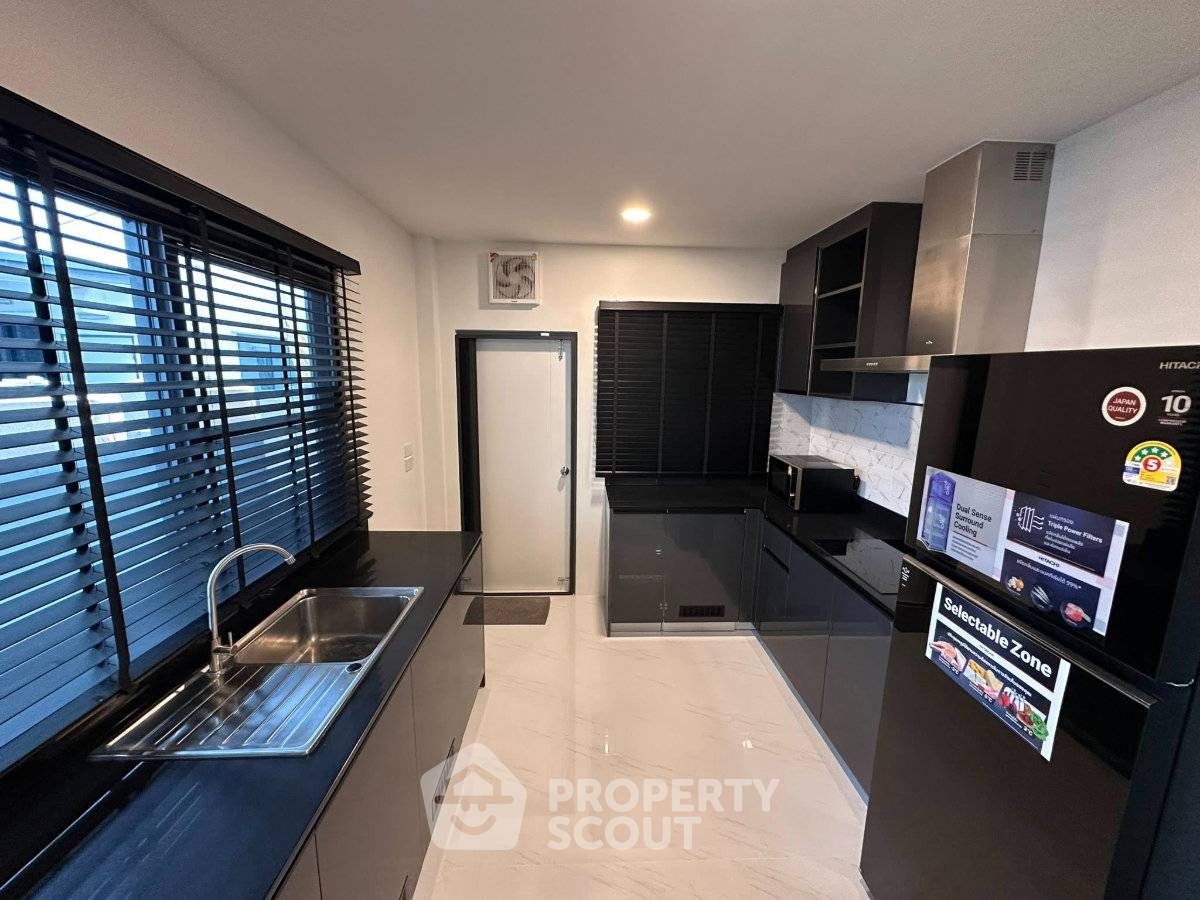 รูป บ้านเช่า 4 ห้องนอน เดอะ ซิตี้ บางนา บางแก้ว บางพลี สมุทรปราการ (ID 3128488) - รูปที่ 12/12