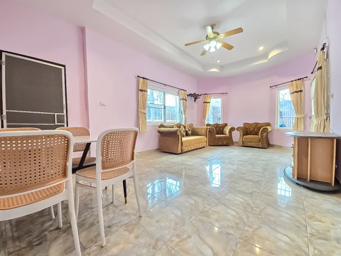 Semi Detached House for Rent Khao Talo East Pattaya 2Bed