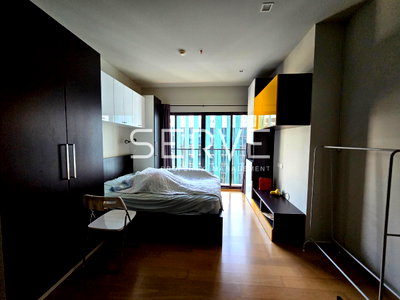 Condos for rent : 1 Bed with Bathtub Large Room  City View Fully furnished Good Lacation Close To BTS Phaya Thai 200 m. @ Noble Revent