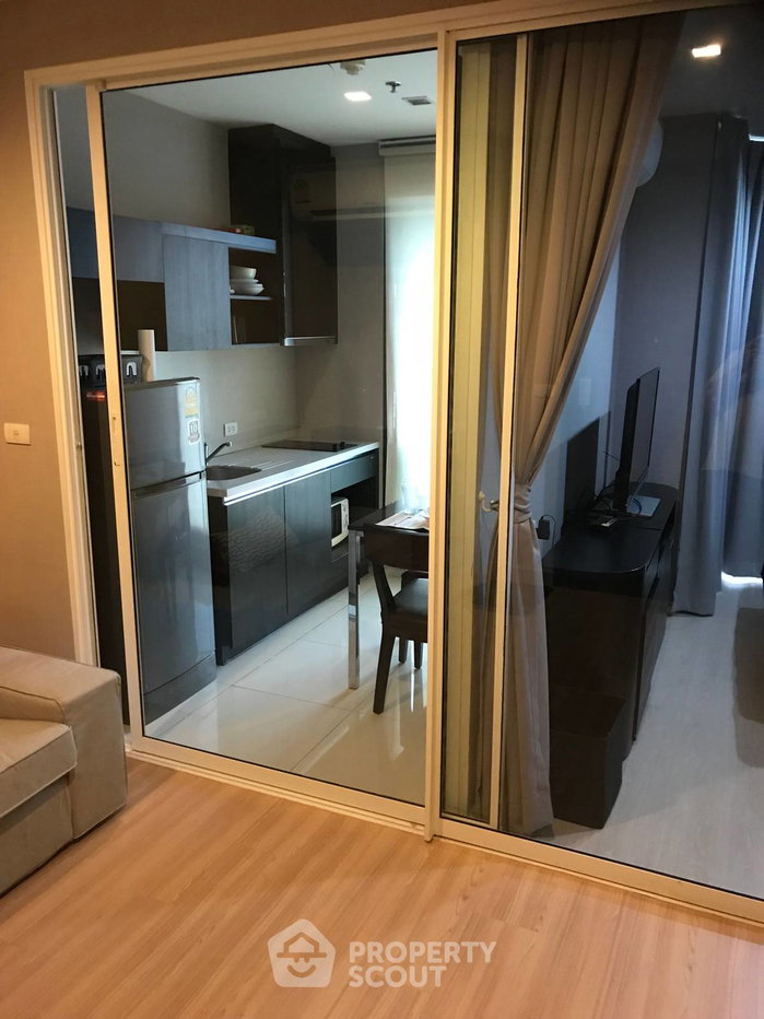 รูป คอนโด 1 ห้องนอน Rhythm Sukhumvit 44/1 ใกล้ BTS พระโขนง 70 ม. (ID 886539) - รูปที่ 3/8