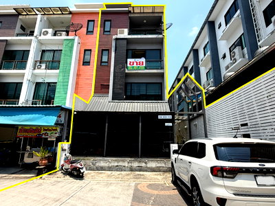 Shophouses for sale Mega Bangna : For sale: 4-story corner home office with a wide frontage, located 150 meters from the Kanchanaphisek Outer Ring Road (East), Prawet, Bangkok.