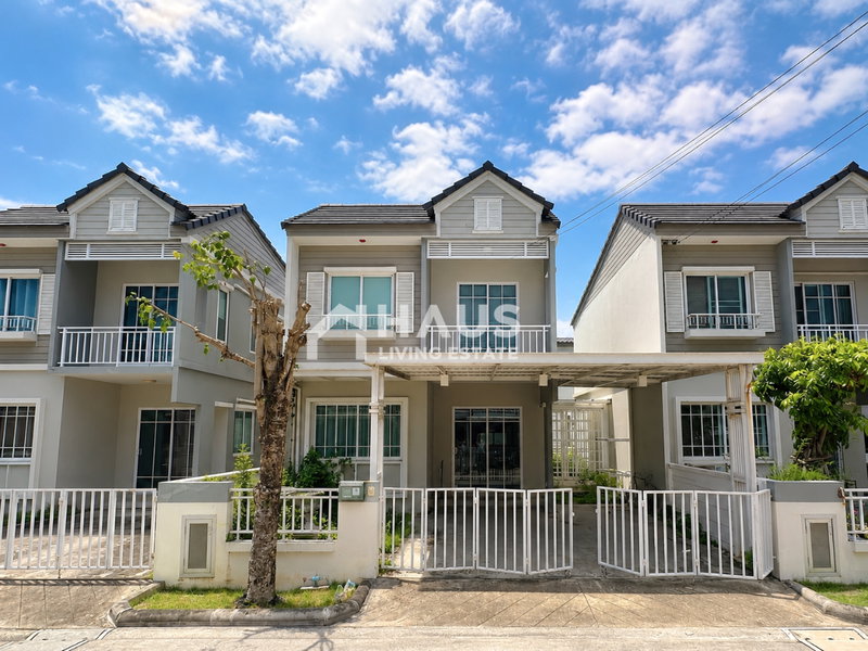 Houses for sale : The Village Bangna - Wongwaen 3  / 3 Bedrooms #HGOLF082