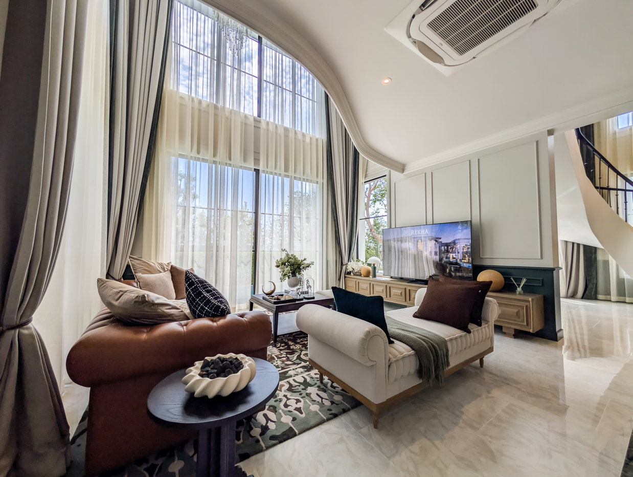 picture Luxury Modern Classic House East Pattaya for Sale - 6/28
