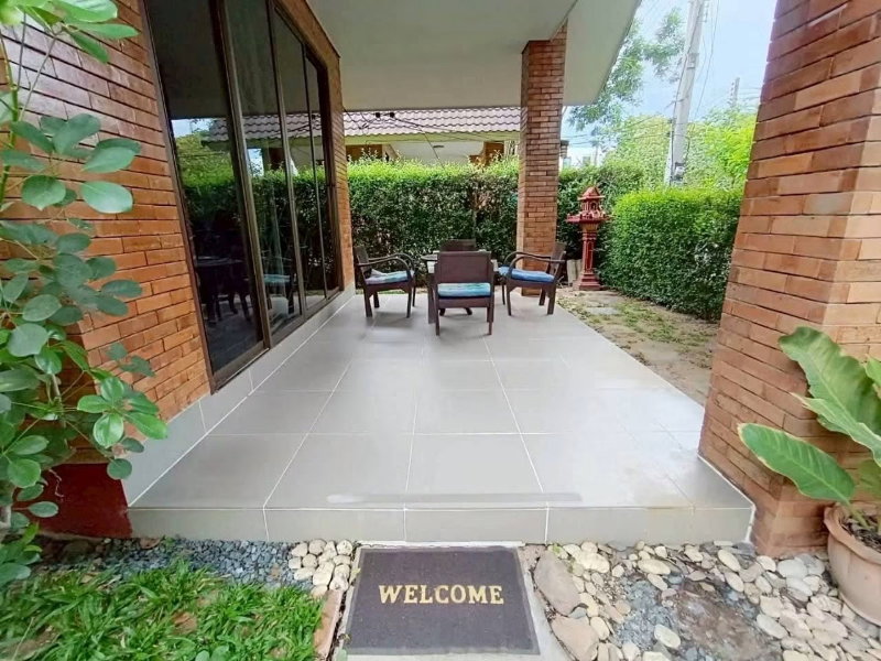 รูป 🏡 บ้านให้เช่าบ้านเดี่ยว 1 ชั้น พร้อมเฟอร์นิเจอร์ ในโครงการคุณภาพ ใกล้สนามบินเชียงใหม่ แม่เหียะ ทำเลดี เดินทางสะดวก ใกล้ร้านสะดวกซื้อ ปั้มน้ำมัน Etc - รูปที่ 2/8