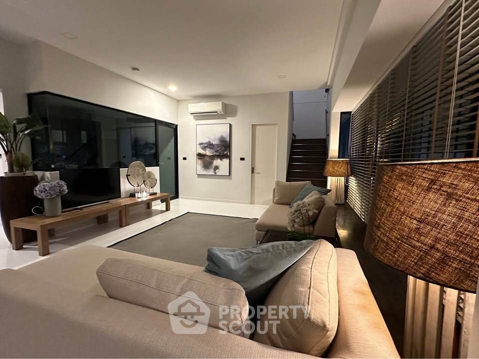 รูป ทาวน์เฮ้าส์ 3-ห้องนอน ที่ วีเว่ บางนา กม. 7 ใน บางแก้ว (ID 3128473) - รูปที่ 3/6