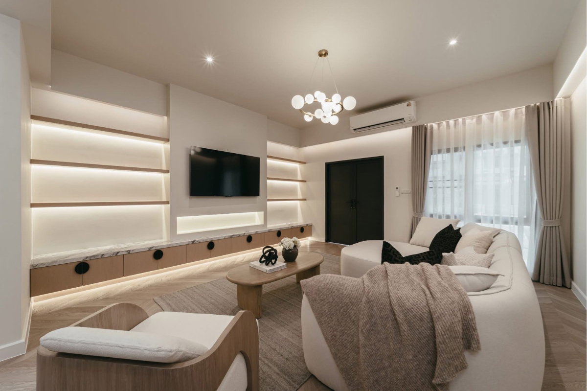 picture LTH16002 - Townhome for Sale Phra Khanong | Near BTS Phra Khanong | 26.5 MB  - 10/14