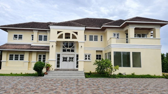 ขายด่วน! บ้านใหญ่สวยมาก354 ตร.ว. หน้าทะเลสาบ กฤษดานคร 30 เทพารักษ์ แปลงหายาก!