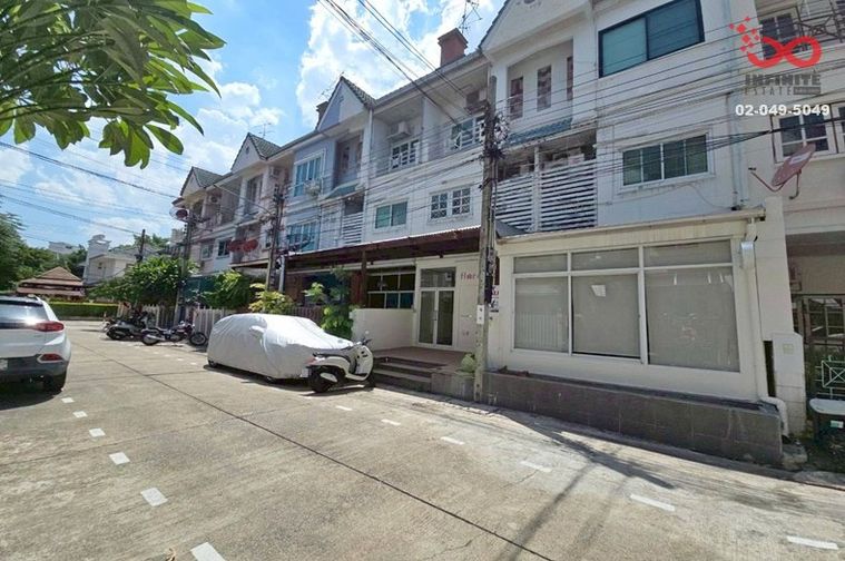 6-bed townhouse for sale, 34 sq wah, Ketnutchermine