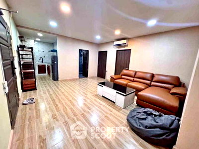 Condos for rent : 2-BR Condo at Country Complex Bangna, 16th Floor | BTS Bang Na (ID 3130018)