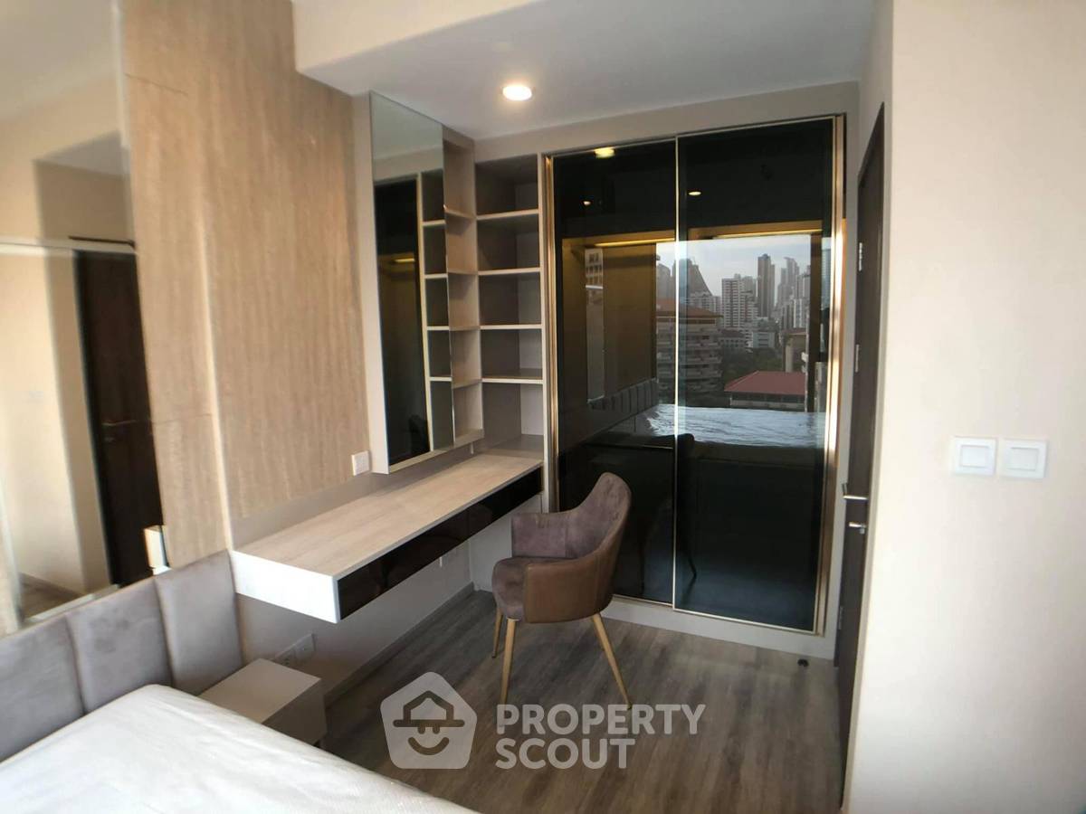 picture 1-BR Condo In Ideo Mobi Asoke, Near MRT Phetchaburi (200m) (ID 3129036) - 2/12