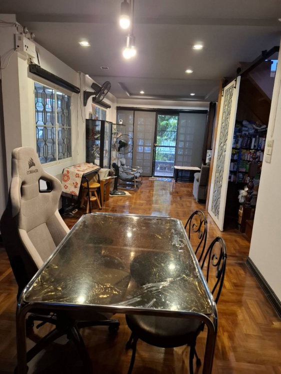 รูป ขายบ้านเดี่ยวรีโนเวทใหม่ พร้อมอยู่ หมู่บ้านมงคลทิพย์ รามอินทรา 34 ใกล้รถไฟฟ้าสายสีชมพู - รูปที่ 4/11