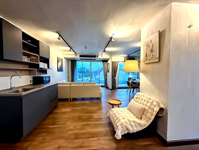 ขายคอนโด : Lumpini Park Beach Jomtien Condo for Sale 2 Bedroom
