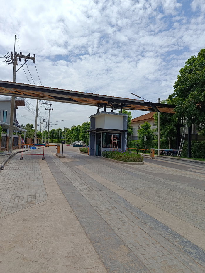 picture Like-New 3-Bedroom Townhome for Sale at The Plant Rangsit–Khlong 2 - 18/22