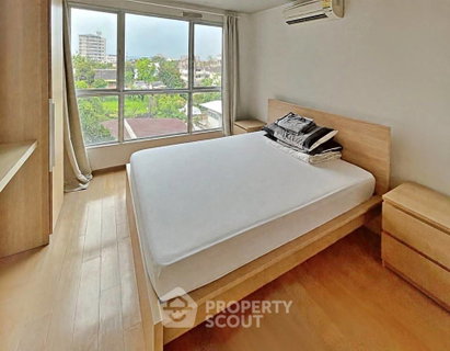Well-Priced 1-BR 40 Sqm At Hive Sukhumvit 65, 300m To BTS Ekkamai (ID 3129745)