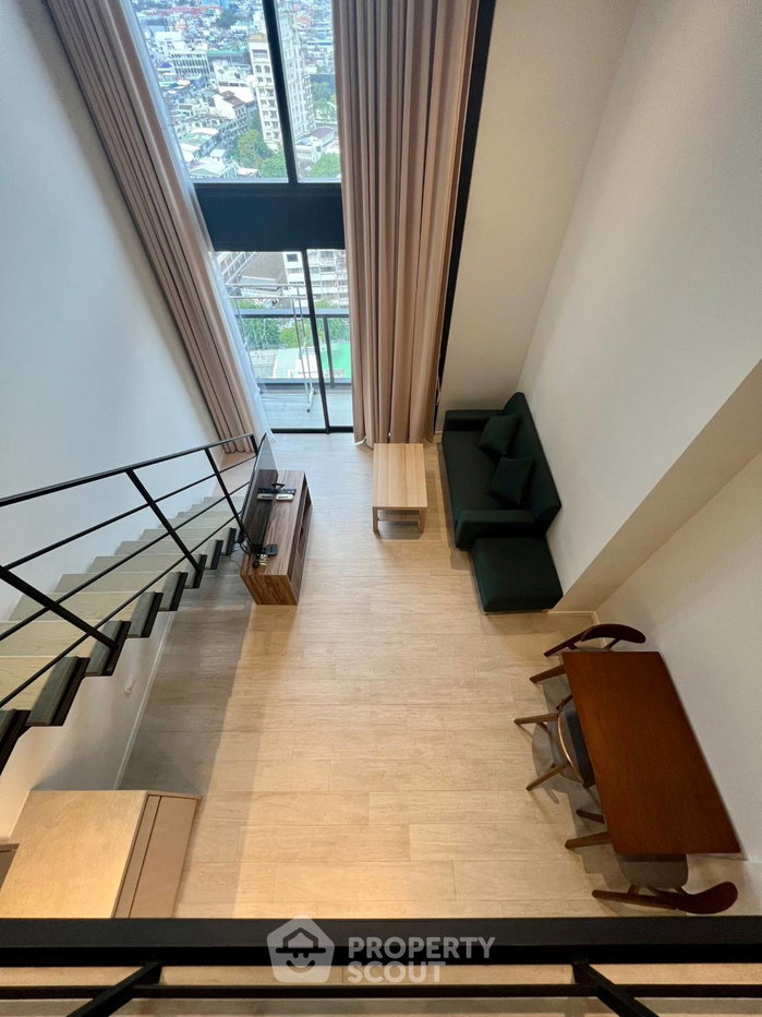 picture High-Floor 1-BR 47 Sqm The Lofts Silom, 400m to BTS Surasak (ID 3127098) - 4/16