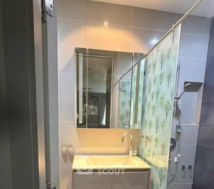 รูป คอนโด 2 ห้องนอน 86 ตร.ม. Pet-Friendly ที่ M Silom ใกล้ BTS ช่องนนสี่ 400 ม. (ID 3128853) - รูปที่ 2/6
