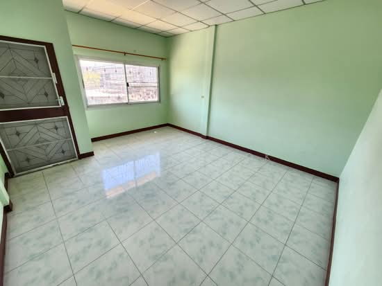 รูป ทาวน์เฮ้าส์ 2ชั้น ติดถนน เพชรเกษม112 ที่ดิน 24 ตรวา. 2ห้องนอน 2ห้องน้ำ - รูปที่ 29/34