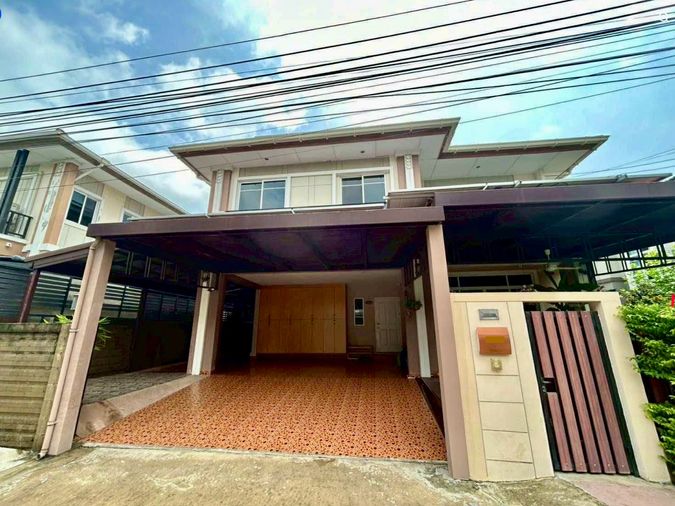 3-bed house for rent, 210 sqm, 66.7 sq wah, Passorn prestige Pattanakarn38
