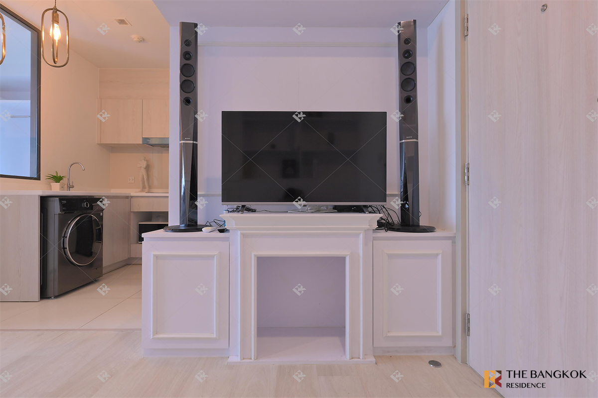 picture Move-in Ready, Just Bring Your Stuff Life One Wireless - 3/10