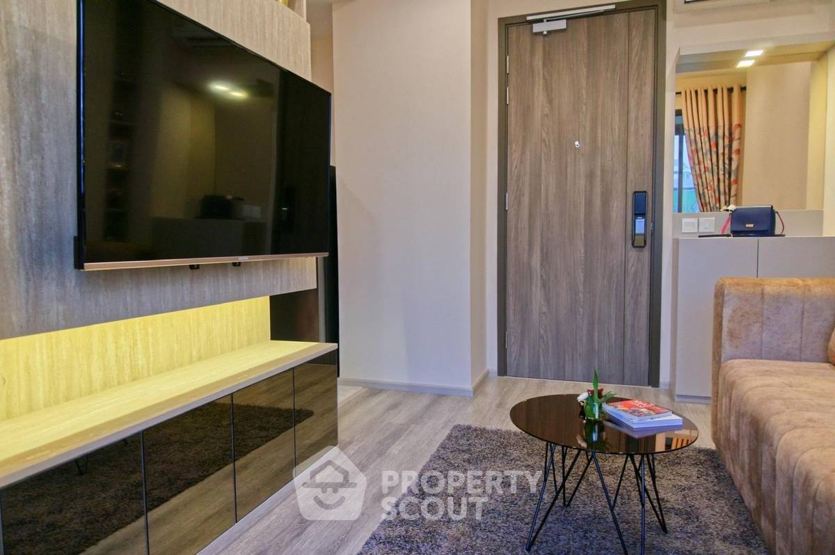 picture 1-BR Condo In Ideo Mobi Asoke, Near MRT Phetchaburi (200m) (ID 3129036) - 4/12