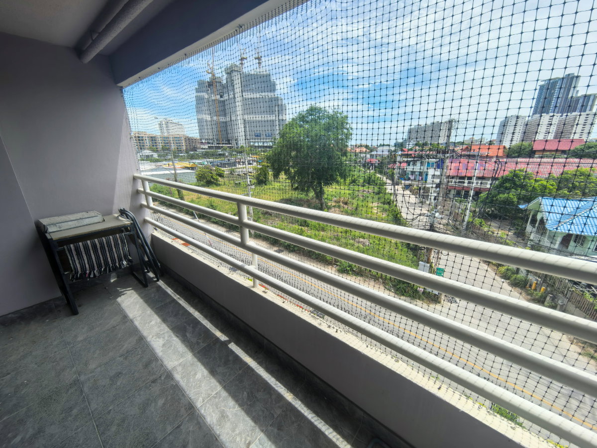 picture Pay 200 000 THB down, and move in! The rest in 2-20 years finance. - 8/17