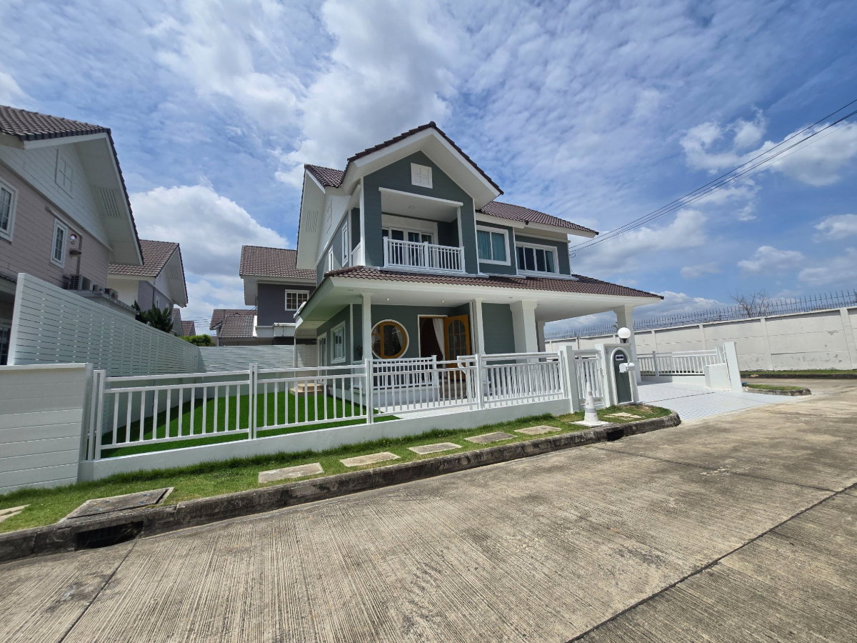 รูป บ้านเดี่ยวมินิมอล สไตล์อังกฤษ ถนนเลียบคลองสอง ม.บุราสิริ ปัญญาอินทรา ใกล้ห้างแฟชั่นไอส์แลนด์ ใกล้รถไฟฟ้าสายสีชมพู - รูปที่ 2/49