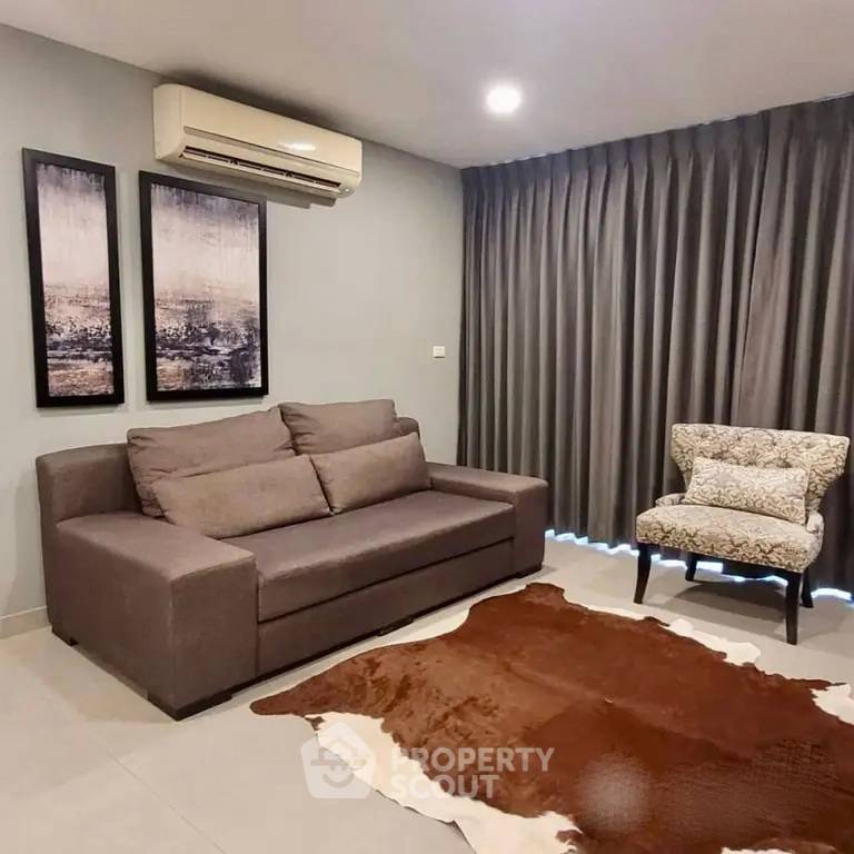 picture 2-Bed Condo For Rent At Baan Phrom Phong, Near MRT Phetchaburi (ID 1930423) - 9/19