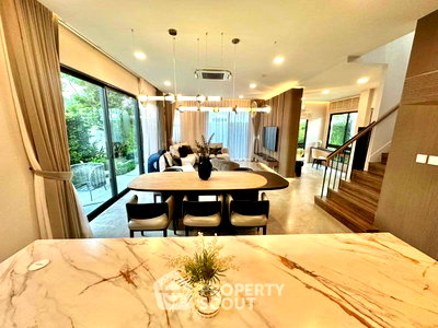 เช่าบ้านเดี่ยว สนามบินสุวรรณภูมิ : บ้าน 4 ห้องนอน ให้เช่า โครงการ Mantana Bangna Km.15 บางช้าง (ID 3128466)