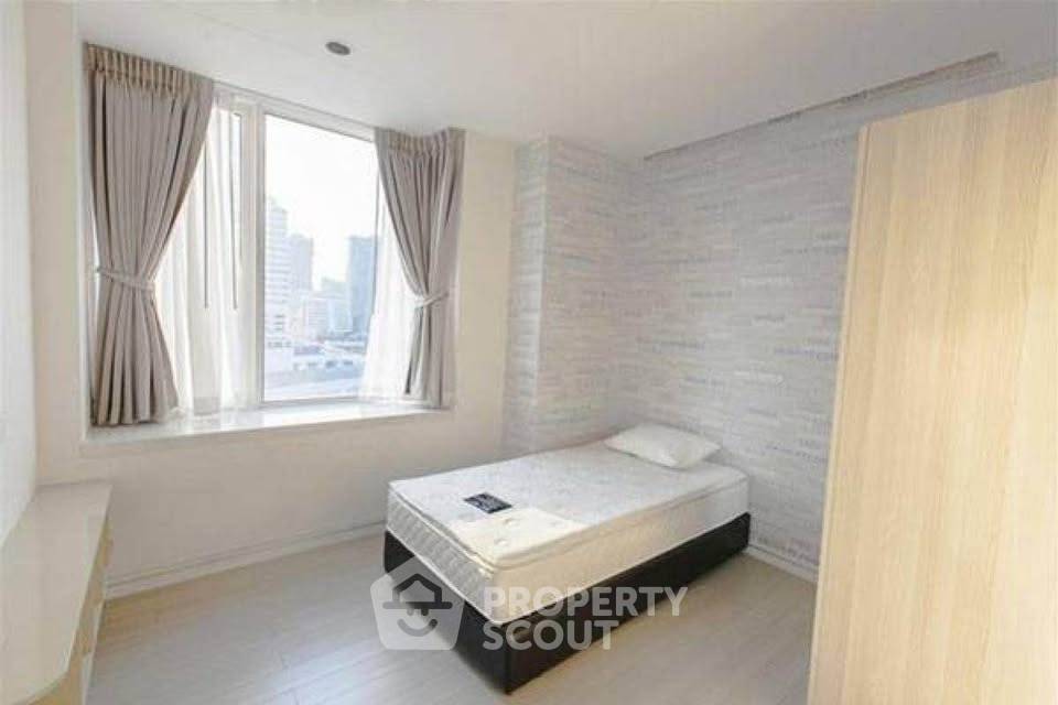 picture 2-BR Condo T.c. Green Rama 9 Near MRT Phra Ram 9, 10th-Floor 57 Sqm (ID 2507849) - 4/6