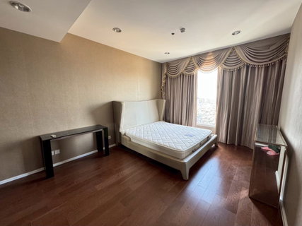 รูปภาพ P-55393 | Menam Residences🔥✨ Spacious 2-Bedroom Condo for Rent | High Floor | City View | Fully Furnished | Near BTS Saphan Taksin