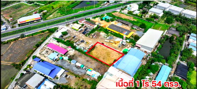ที่ดิน สามพราน นครปฐม : ขายที่ดินทำเลทอง! พุทธมณฑลสาย 5 (บางกระทึก) ถมแล้วทั้งแปลง พร้อมพัฒนา | หน้ากว้างสะใจ 58 เมตร ที่ดินผังเมือง สีเขียวอ่อน