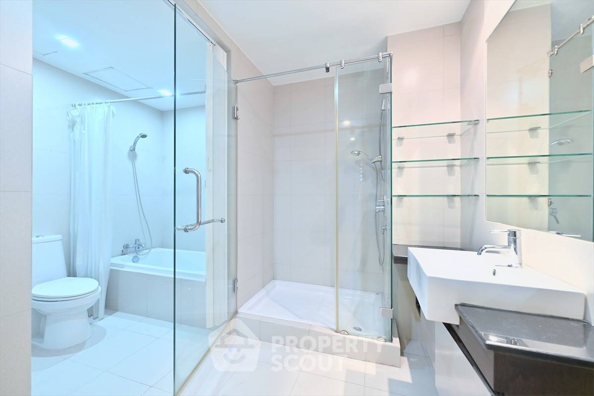 รูป คอนโด 2 ห้องนอน 100 ตร.ม. ให้เช่า ใกล้ทองหล่อ Noble Solo (ID 2551927) - รูปที่ 10/12