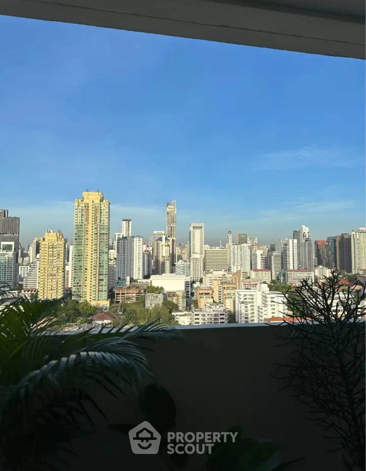 รูป ห้องมุมสูง 2 ห้องนอน 139 ตร.ม. ที่ D.S. Tower 2 ใกล้ MRT สุขุมวิท (ID 1721766) - รูปที่ 14/16