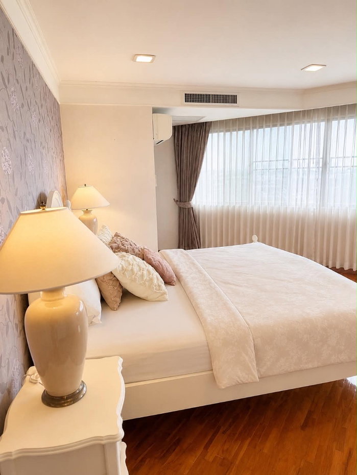 รูป 🍃 ให้เช่าคอนโด Hillside 4 Condominium ** 4 ห้องนอน 4 ห้องน้ำ ** ทำเลดีมาก เดินทางสะดวก นิมมาน คูเมือง ใกล้ 7-11 Supermarket เมญ่า และอื่นๆอีกมากมาย - รูปที่ 9/12