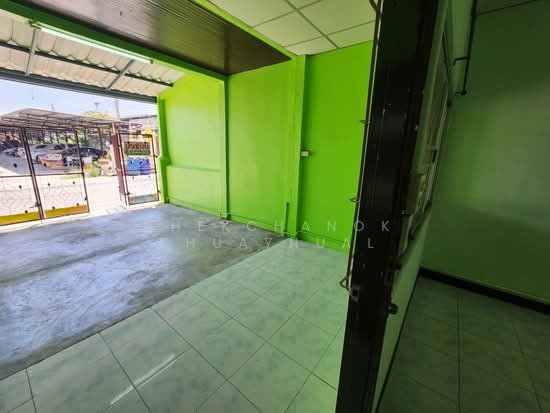 รูป ทาวน์เฮ้าส์ 2ชั้น ติดถนน เพชรเกษม112 ที่ดิน 24 ตรวา. 2ห้องนอน 2ห้องน้ำ - รูปที่ 5/34