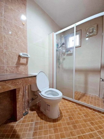 picture Quality detached houses for sale in Nathawadee 3 Sriracha project. Excellent location and great value. - 11/12