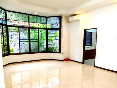Houses for sale Bang Lamung Chonburi : House for Sale Noen Phlap Whan East Pattaya 2 Bedroom